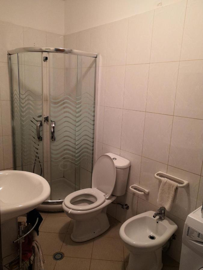 Ilva'S Apartment โกเลม ภายนอก รูปภาพ