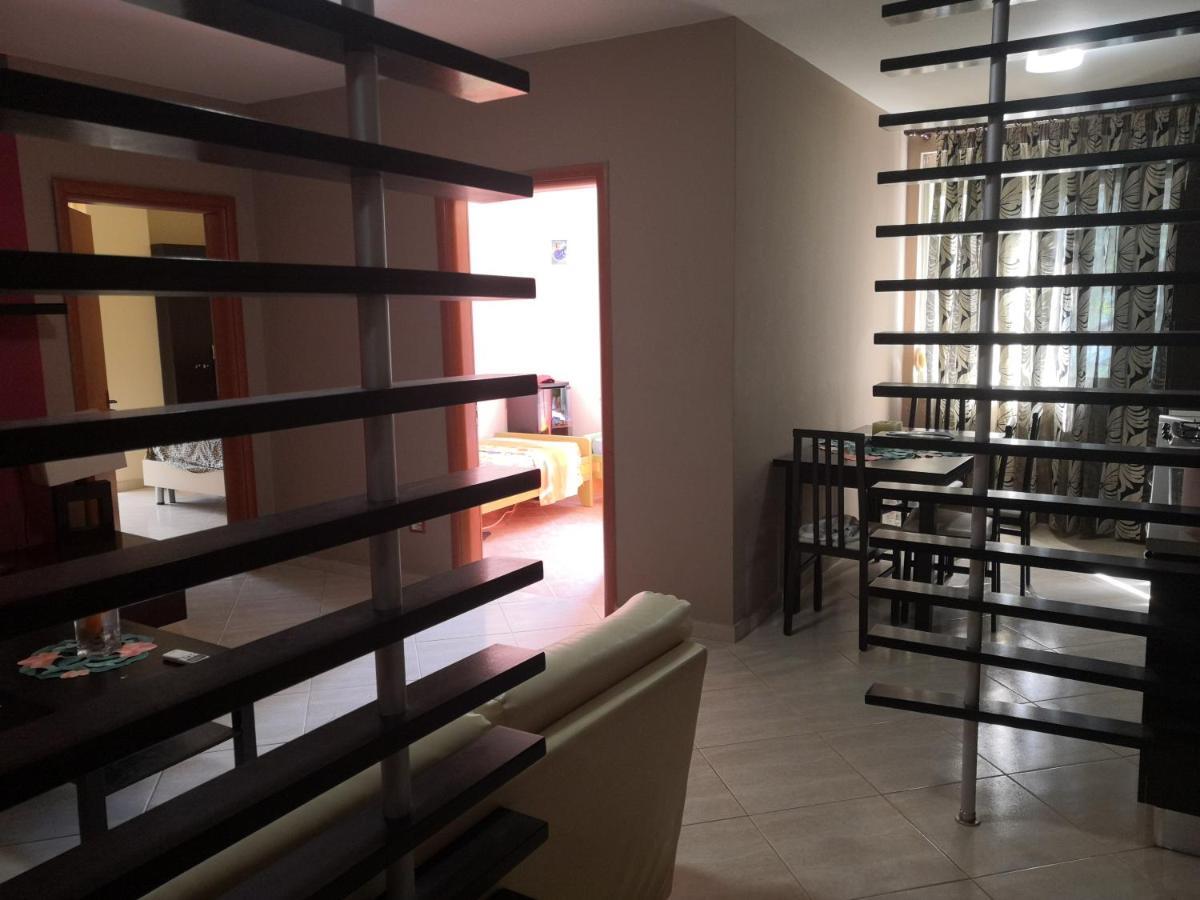 Ilva'S Apartment โกเลม ภายนอก รูปภาพ