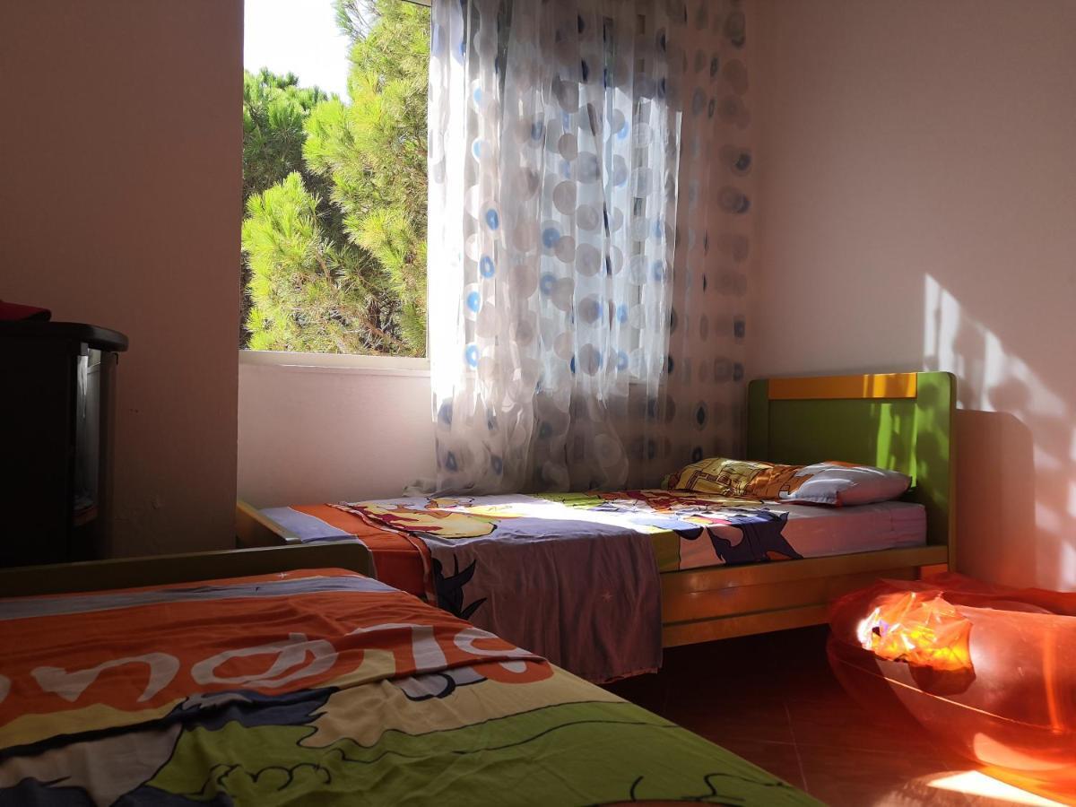 Ilva'S Apartment โกเลม ภายนอก รูปภาพ